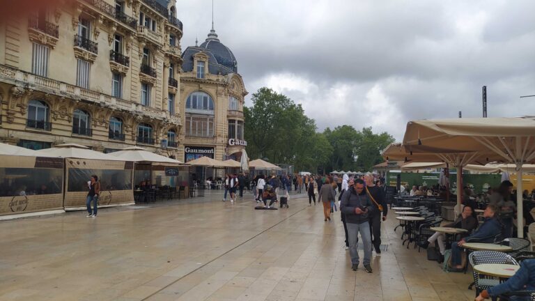 Lire la suite à propos de l’article Avenue Feuchères, Nîmes